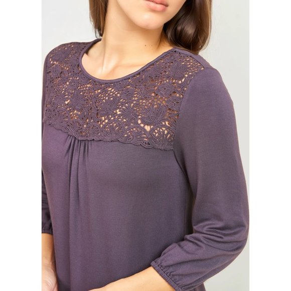 NWT Daniel Rainn Sevyn Knit Blouse with Lace - Picture 2 of 4